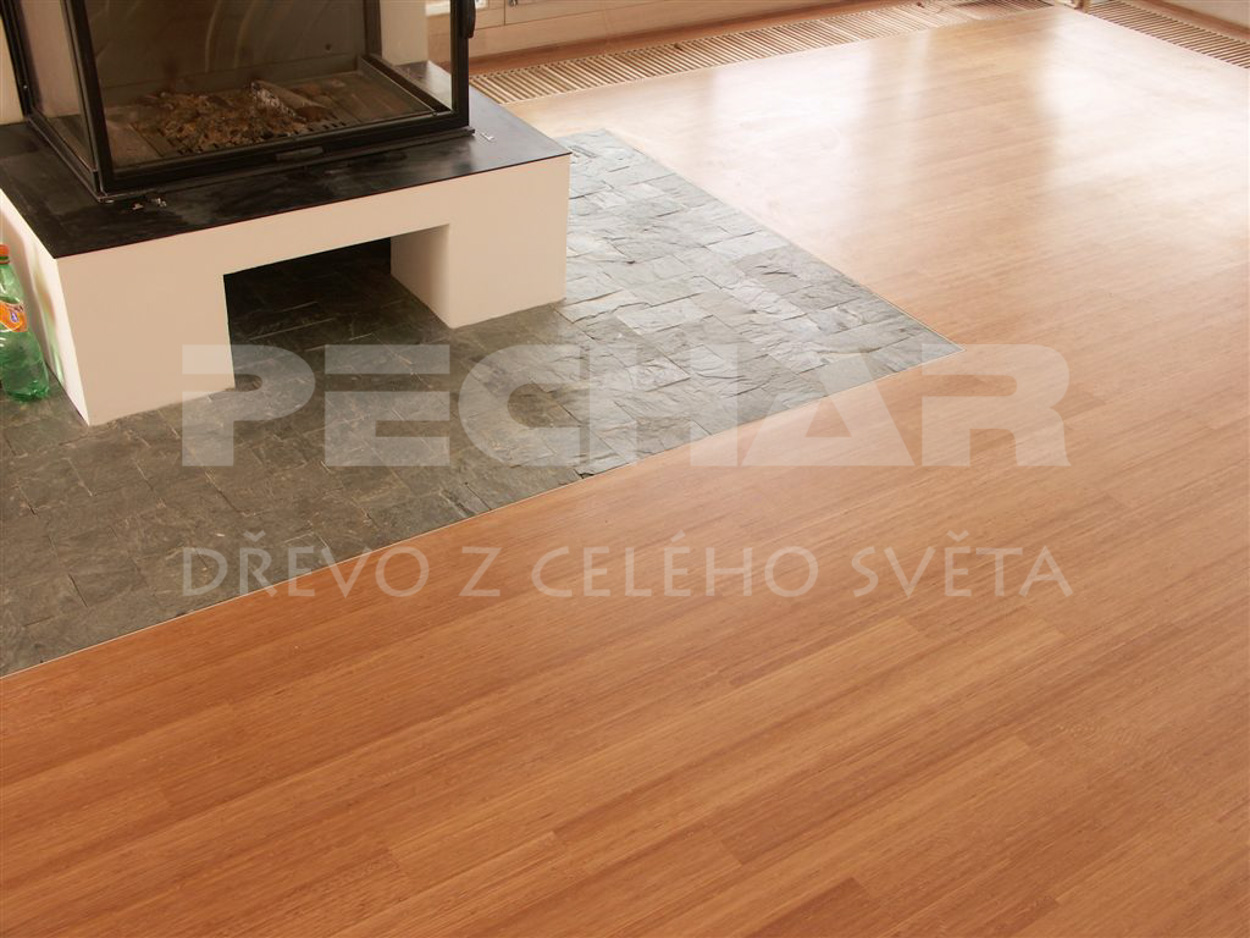 Bamboo solid flooring vertical, Brown color